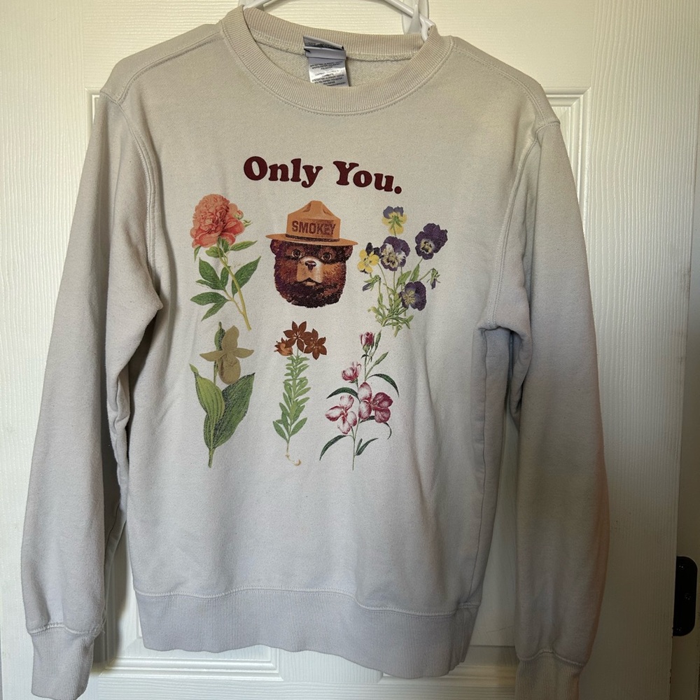 Floral Graphic Crew Neck Sweater - Cream